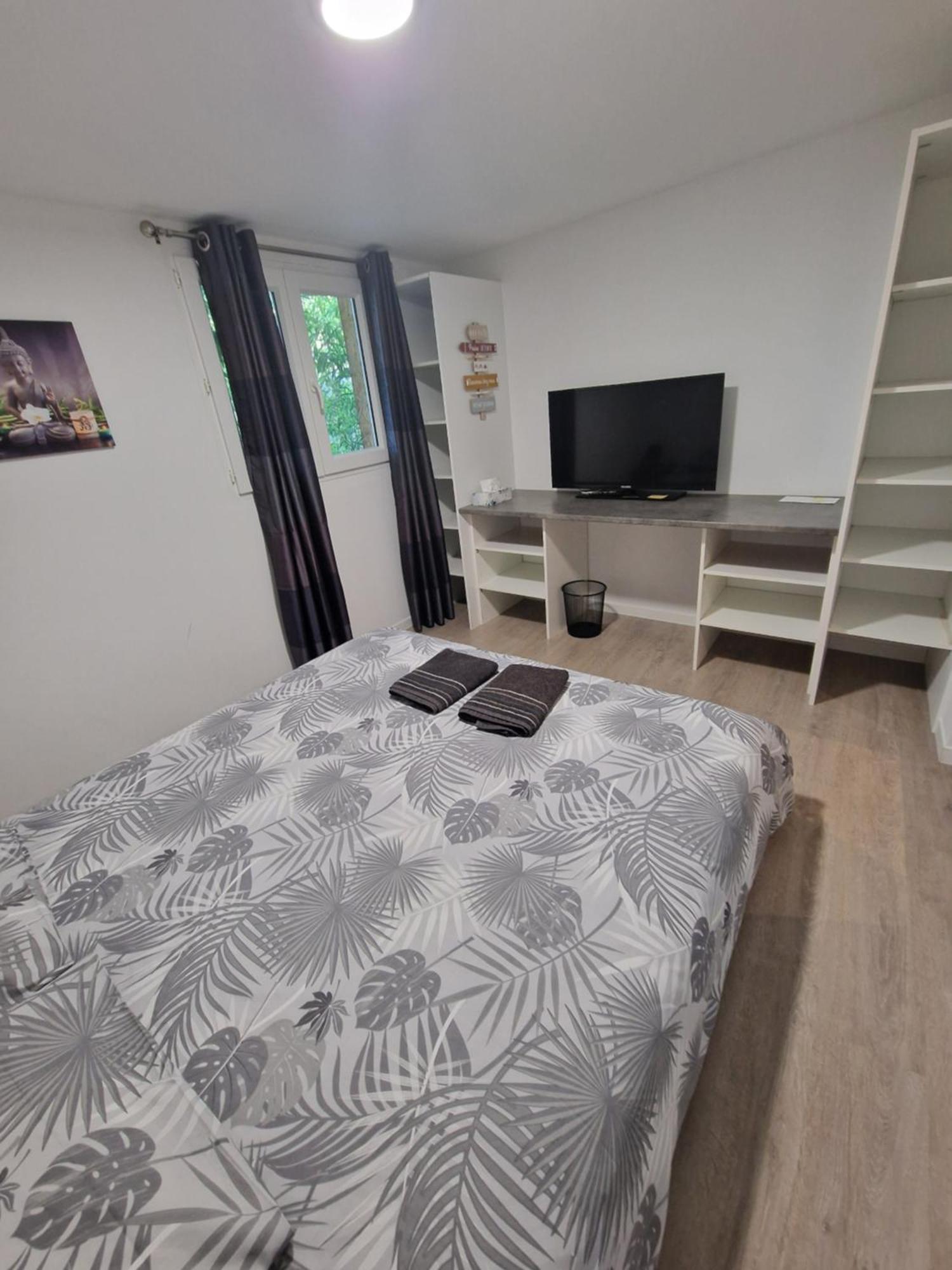 Chambre Chez L Habitant Petit Dejeuner Compris Фрежус Екстер'єр фото